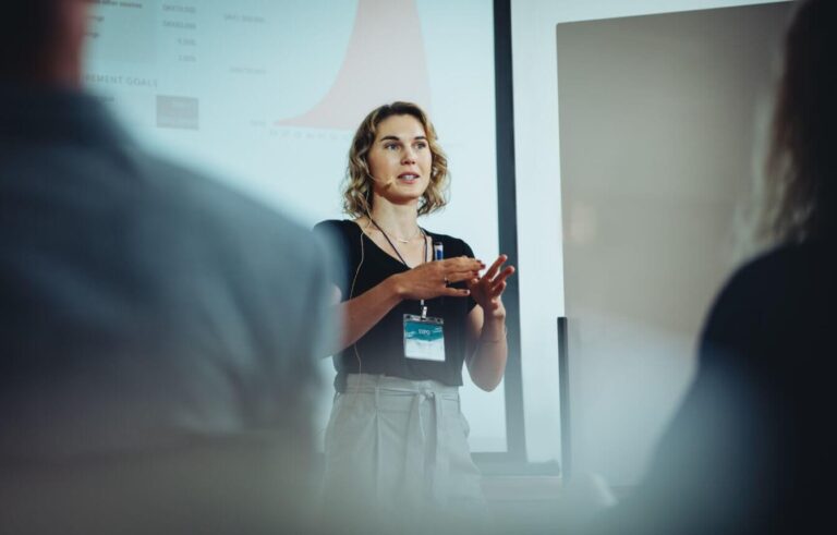 Pitch-de-vendas-como-estruturar-sua-apresentação-para-fechar-negócios  